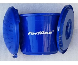 Кофа FORMAX за захранка с капак и сито 12 л здрава и удобна